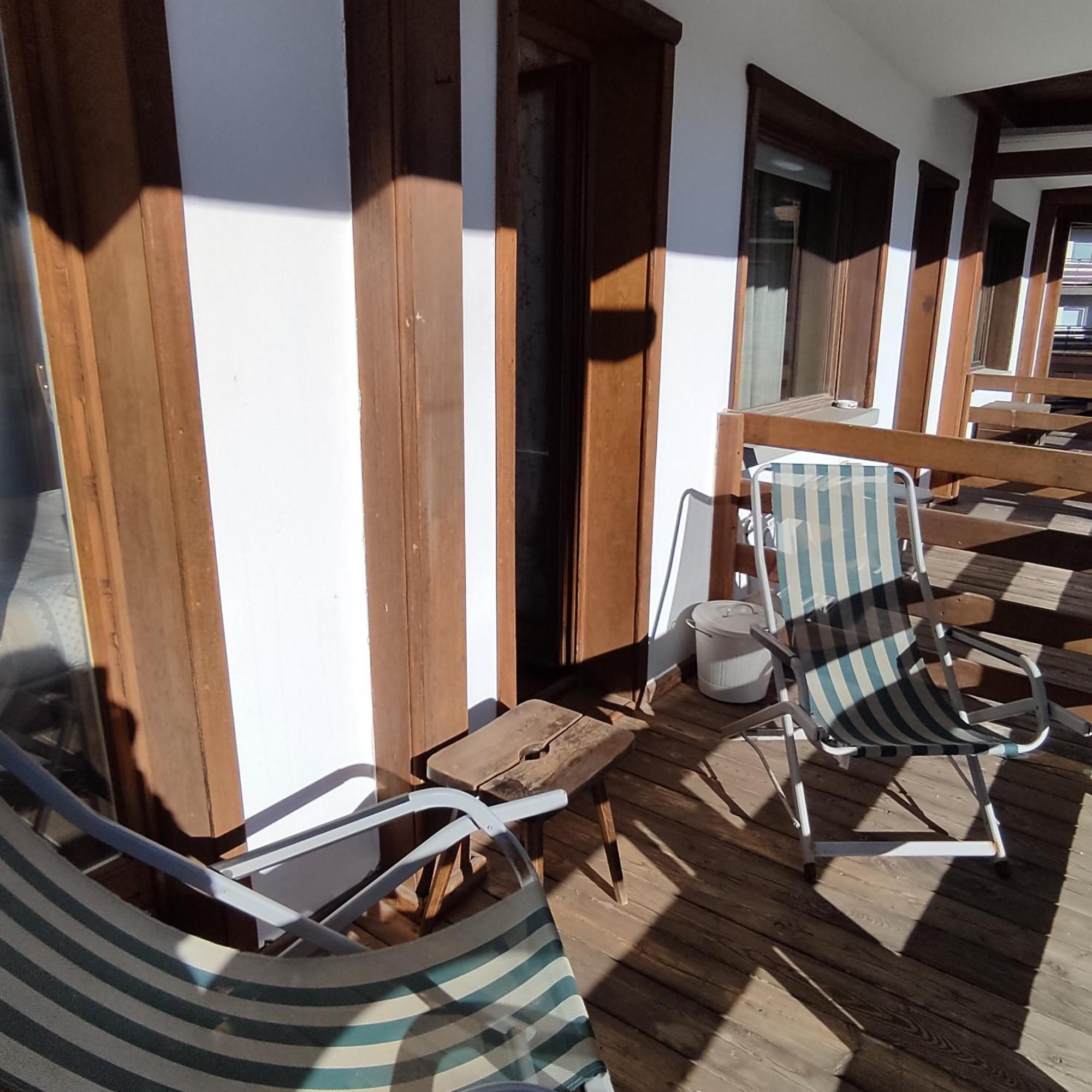 New Condominio Royal سيستريير المظهر الخارجي الصورة