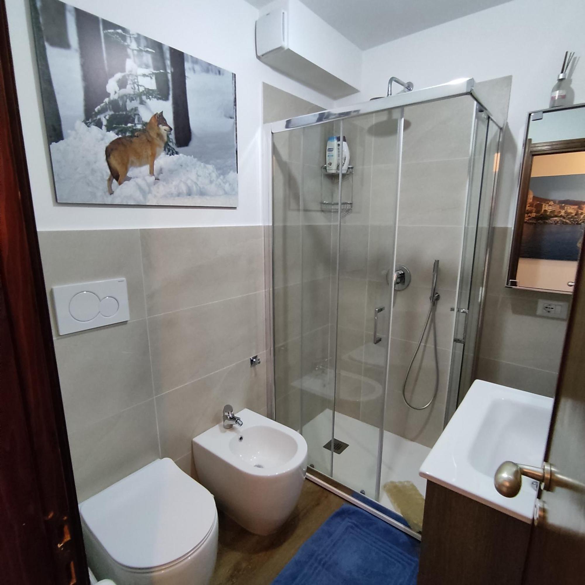 New Condominio Royal سيستريير المظهر الخارجي الصورة